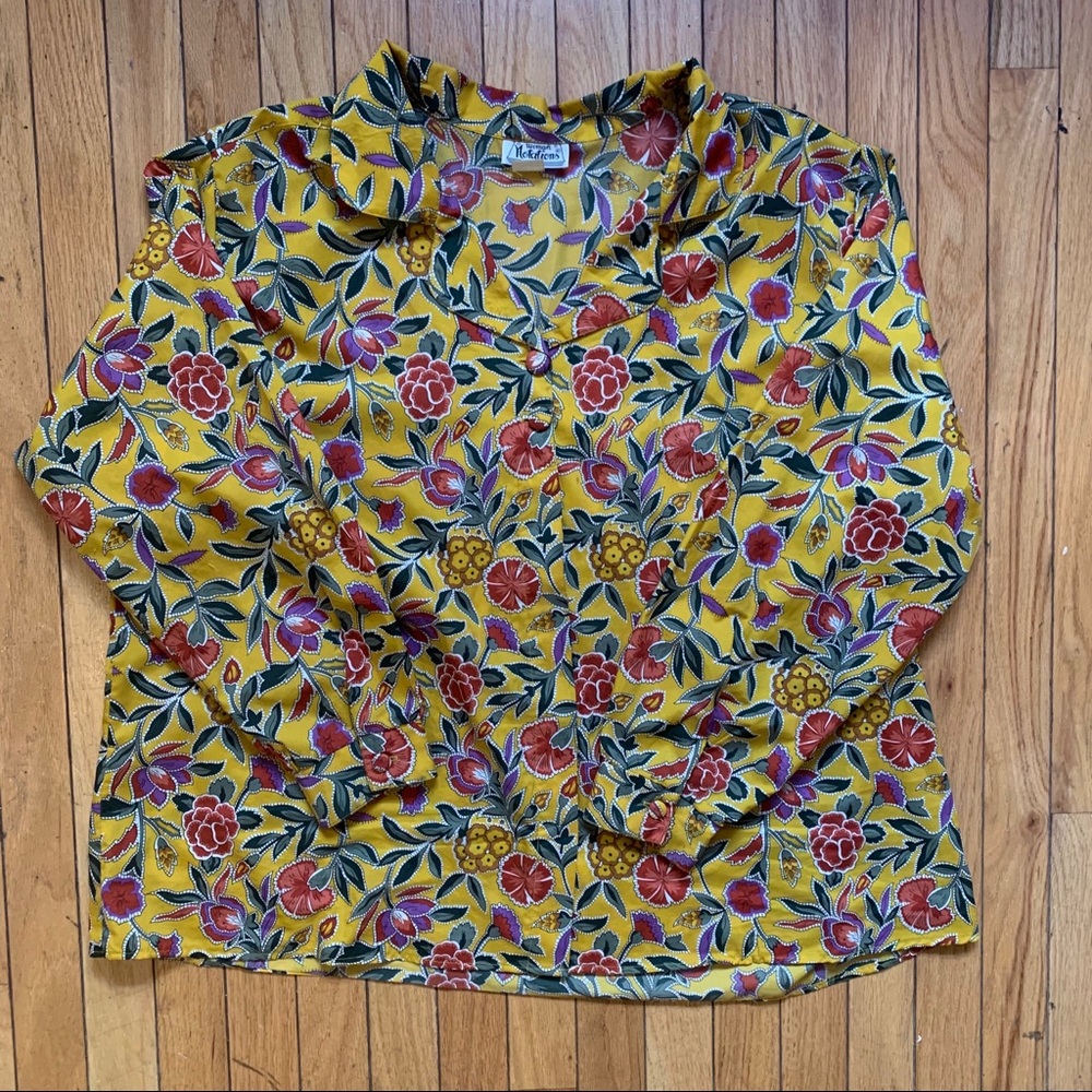 Beautiful patterned long sleeve - Picture 6 of 8